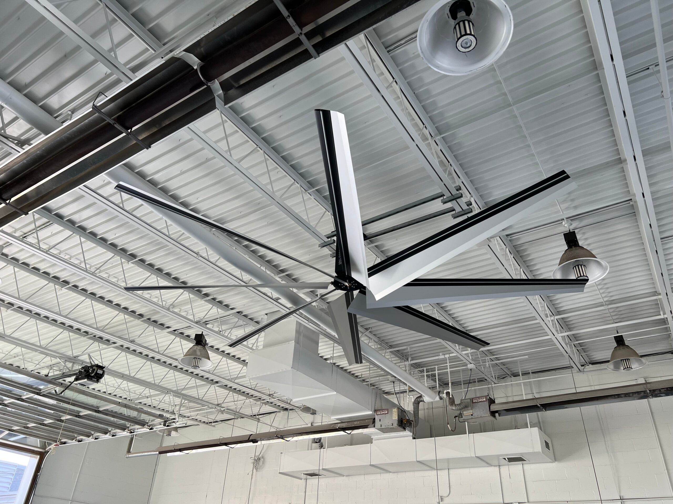 humongous-fan-16-foot-industrial-hvls-ceiling-fan-humongous-fan-hf1600-hf1600-33601942945982